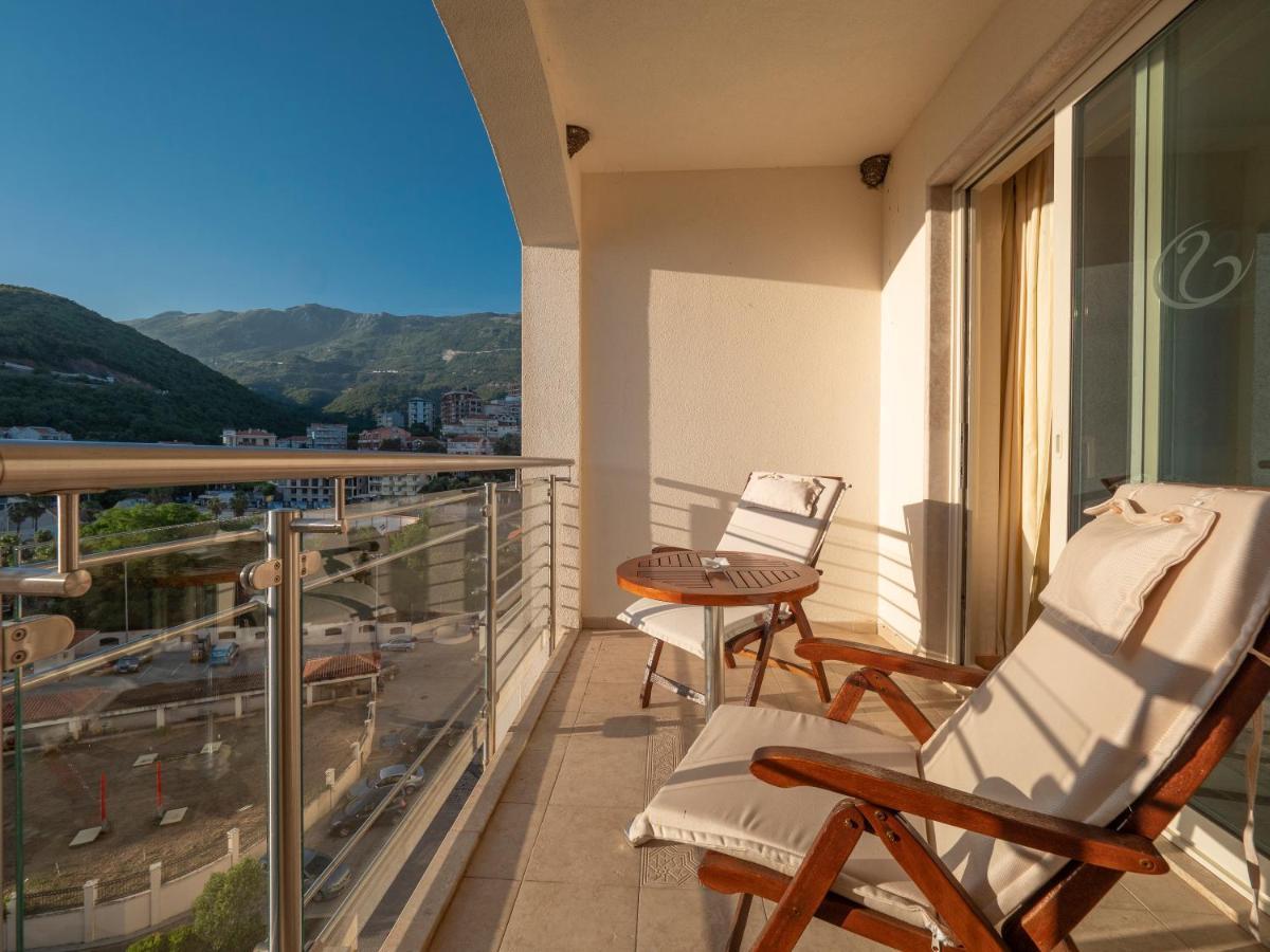 Splendid Conference & Spa Resort Budva Exterior photo