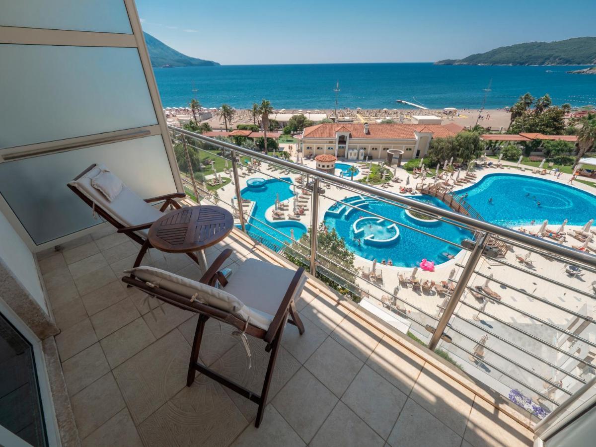 Splendid Conference & Spa Resort Budva Exterior photo A balcony