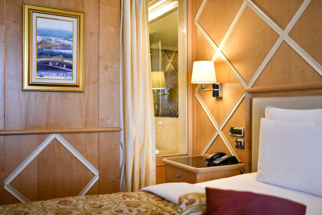 Splendid Conference & Spa Resort Budva Exterior photo A suite on board the Queen Mary 2