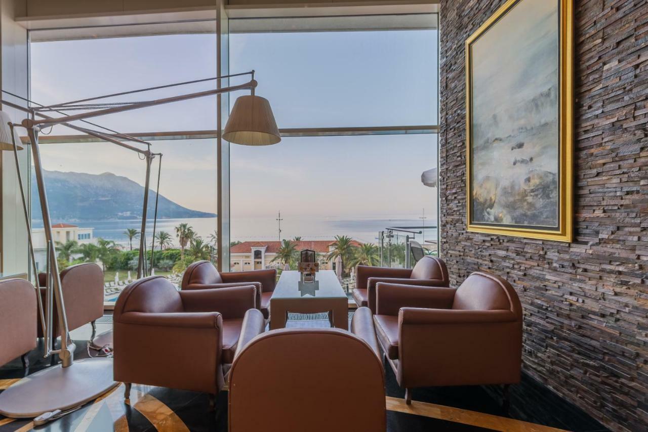 Splendid Conference & Spa Resort Budva Exterior photo The lounge at the airport