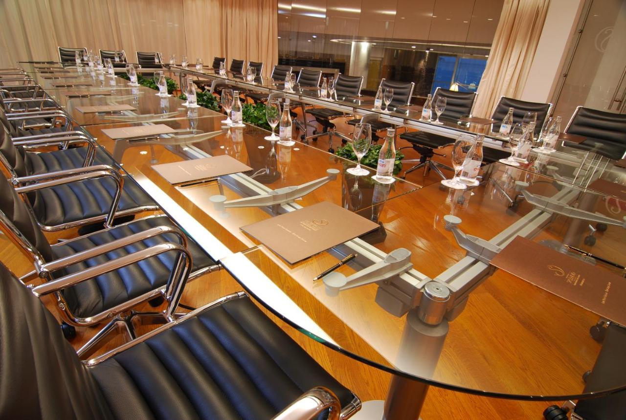 Splendid Conference & Spa Resort Budva Exterior photo A meeting room