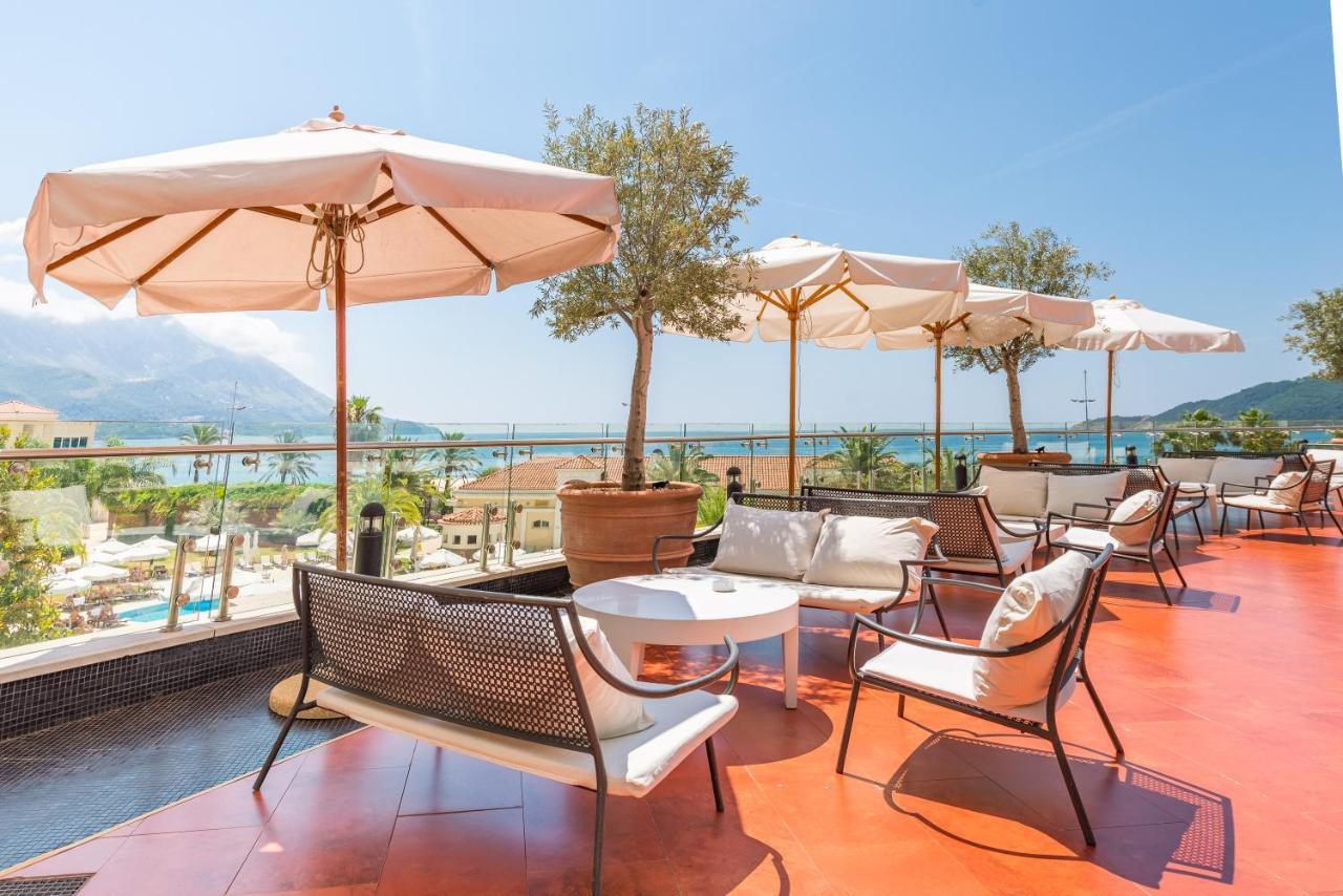 Splendid Conference & Spa Resort Budva Exterior photo The hotel's rooftop bar